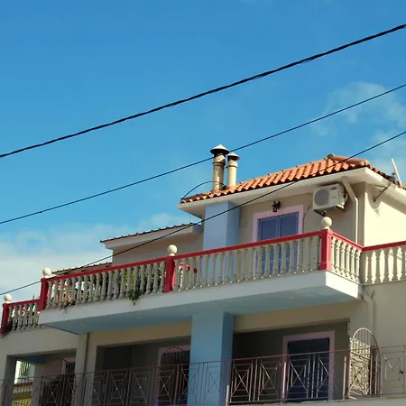 Alkyoni Apartments&studios 3* Poros (Kefalonia)