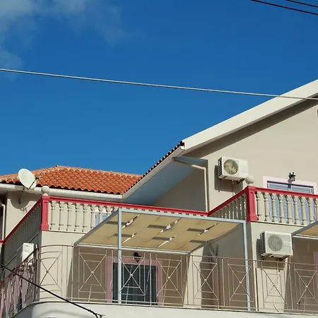 Alkyoni Apartments&studios