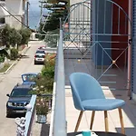 Alkyoni & Lejlighedshotel